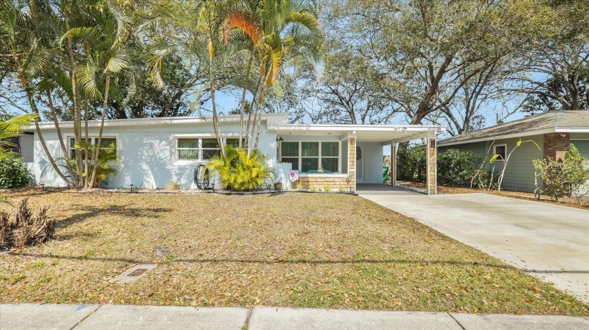 10206 66th Ave., Seminole, FL 33772