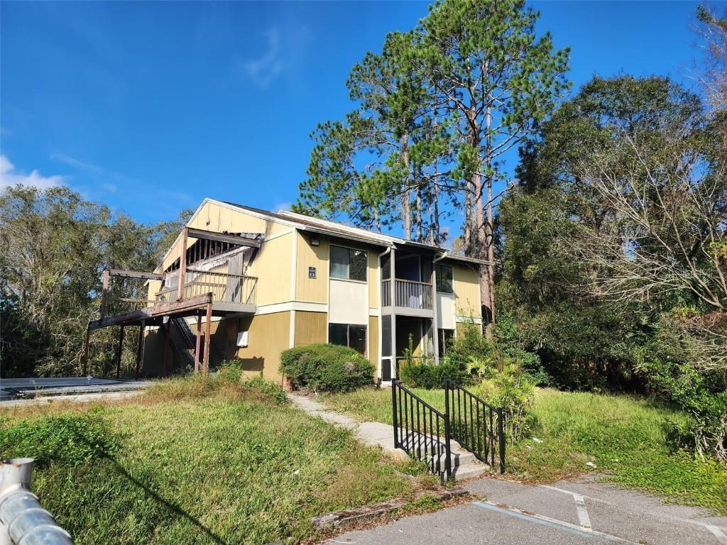 13285 Arbor Pointe Cir. #103, Tampa, FL 33617