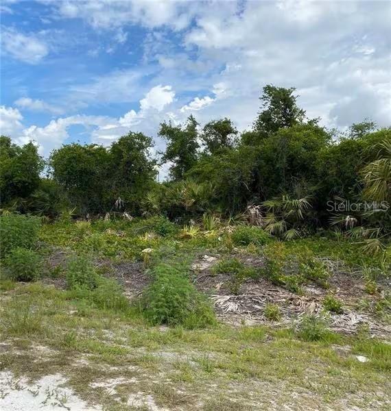 1710 Acacia Ave., Lehigh Acres, FL 33972