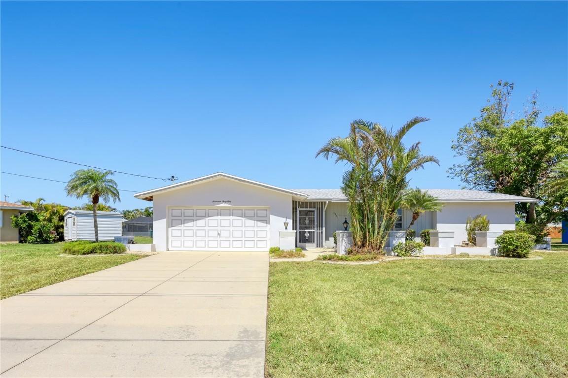 1741 SE 29th Ln., Cape Coral, FL 33904