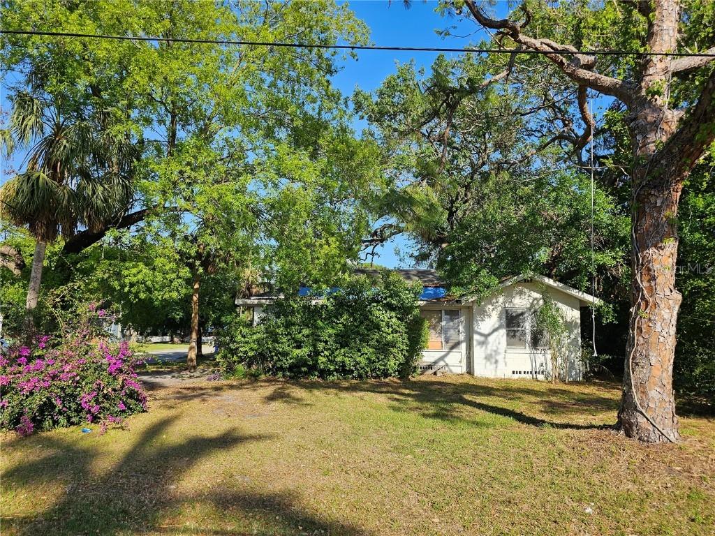 1401 22nd St., Bradenton, FL 34205