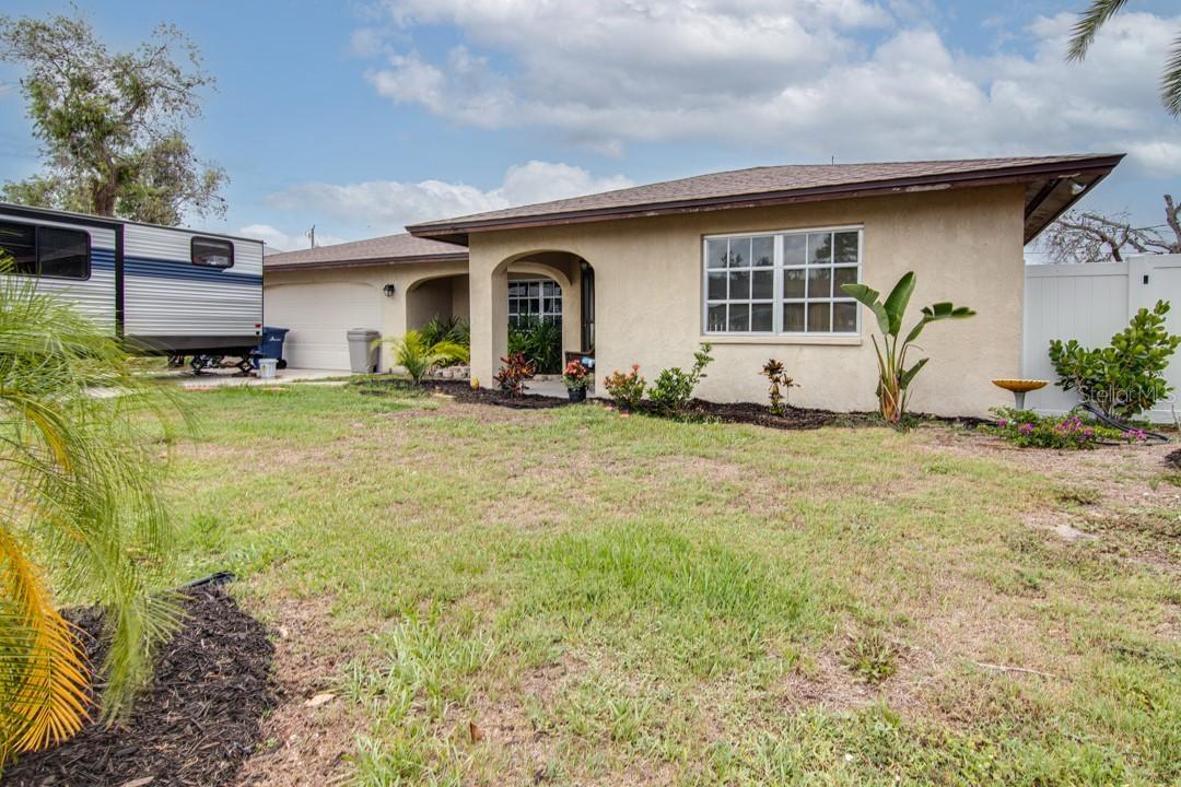 419 Dorchester Dr., Venice, FL 34293