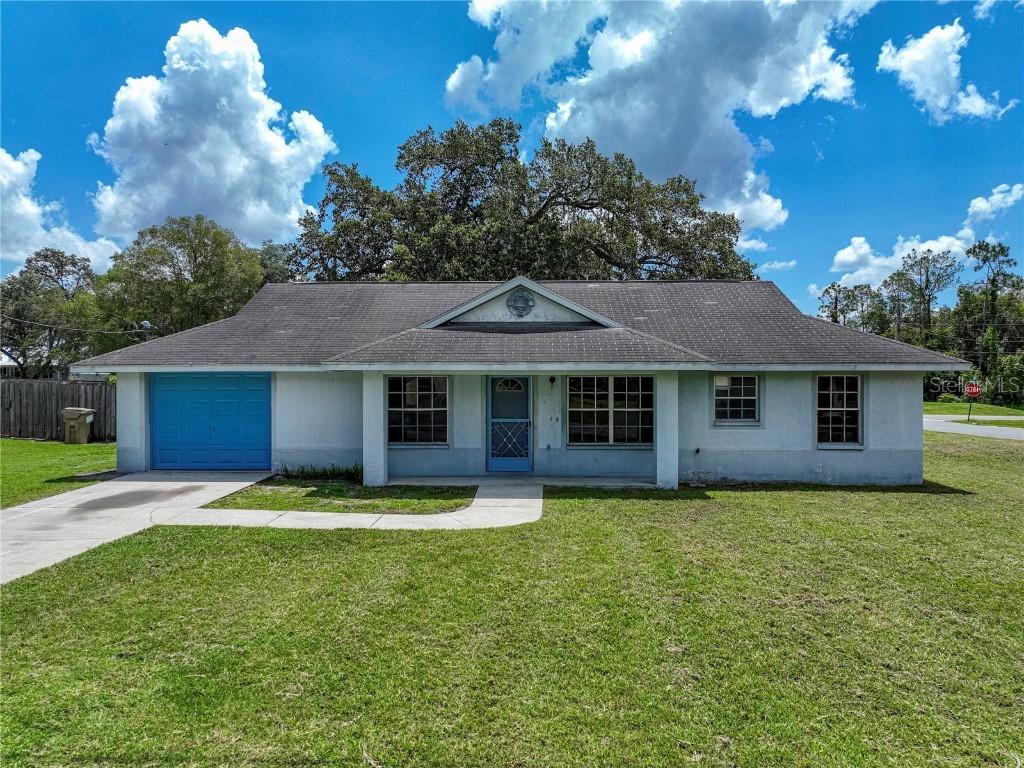 12036 Meadow Ln., San Antonio, FL 33576