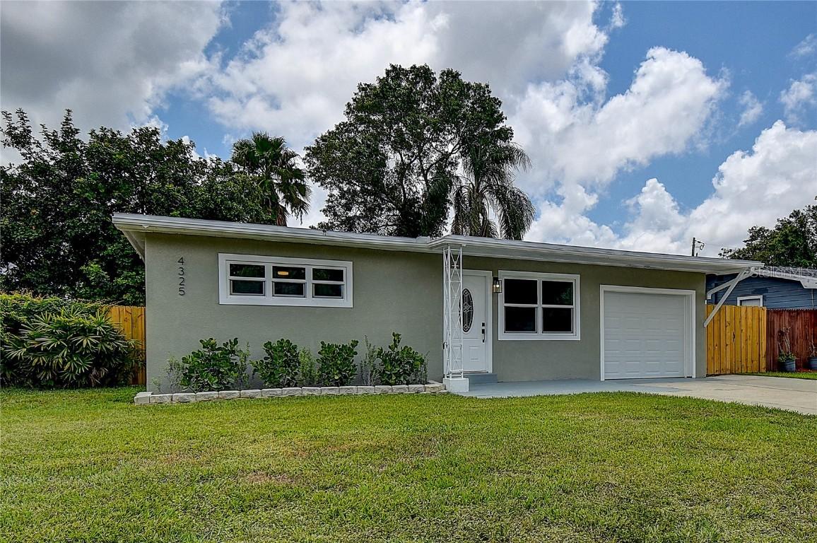 4325 78th Ln., St Petersburg, FL 33709