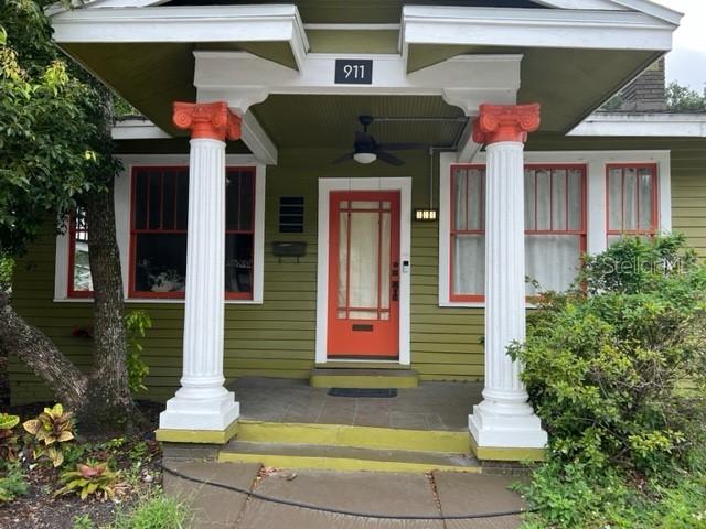 911 E Lake Ave., Tampa, FL 33603