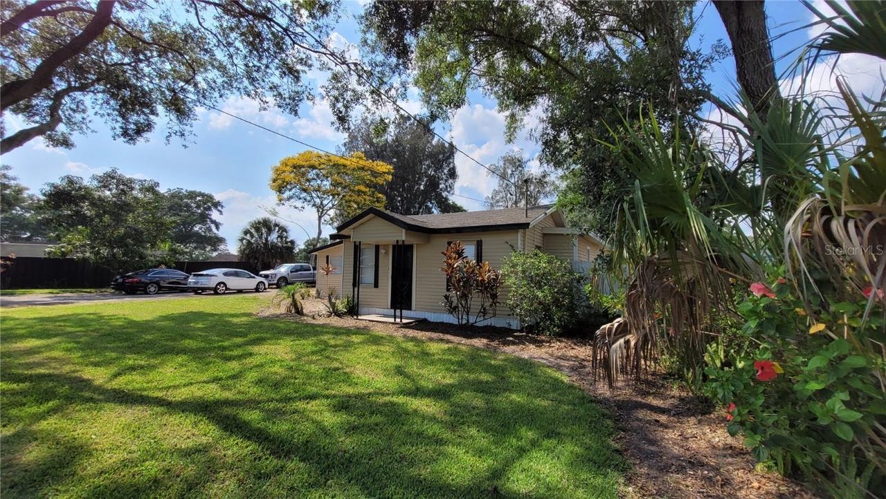 5900 24th Ave., Tampa, FL 33619