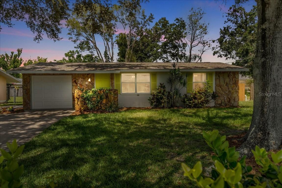 3235 Linden Dr., Sarasota, FL 34232