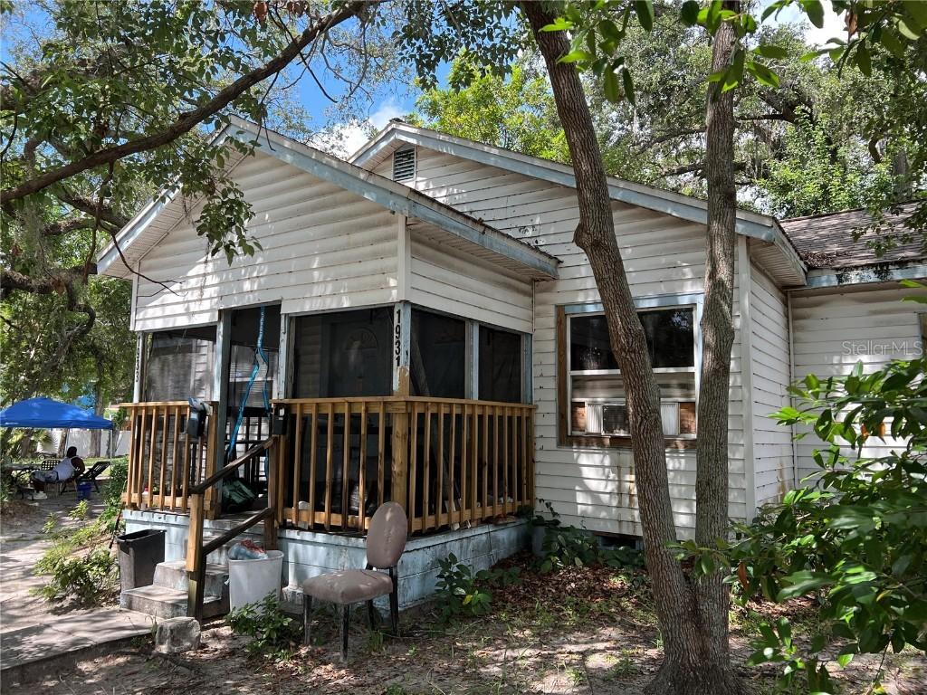 1933 10th St., St Petersburg, FL 33705