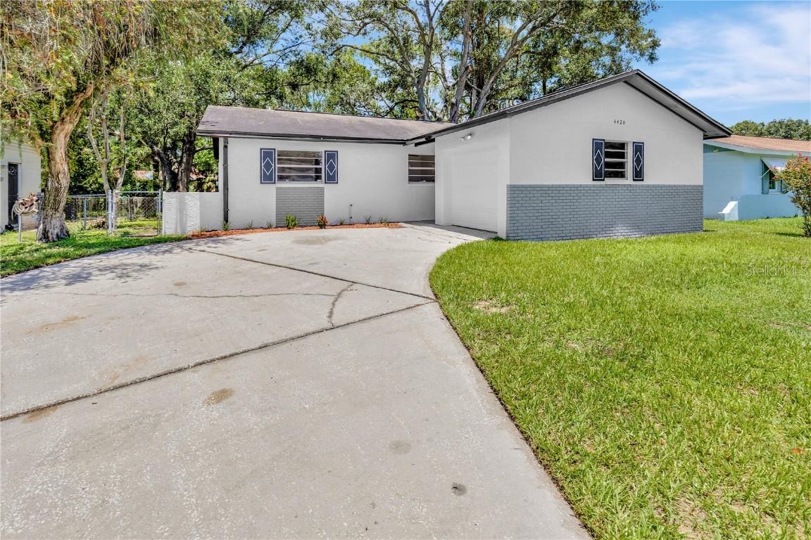 4420 Tarpon Dr., Tampa, FL 33617