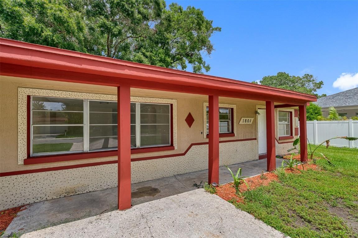 1801 W Henry Ave., Tampa, FL 33603