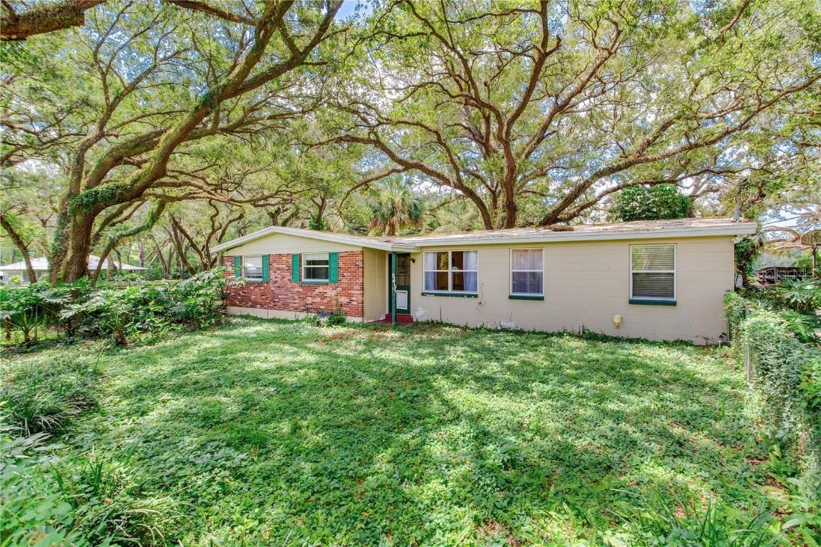 2001 Vandervort Rd., Lutz, FL 33549