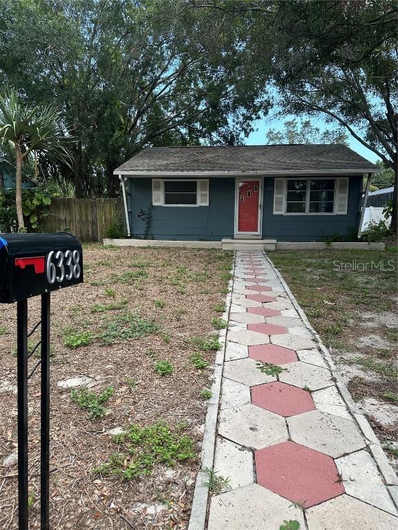 6338 S 8th Ave., Gulfport, FL 33707