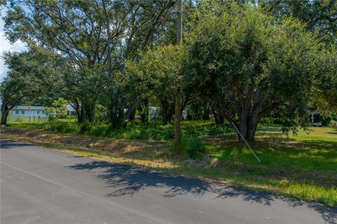 1906 Hobbs Rd., Tampa, FL 33619