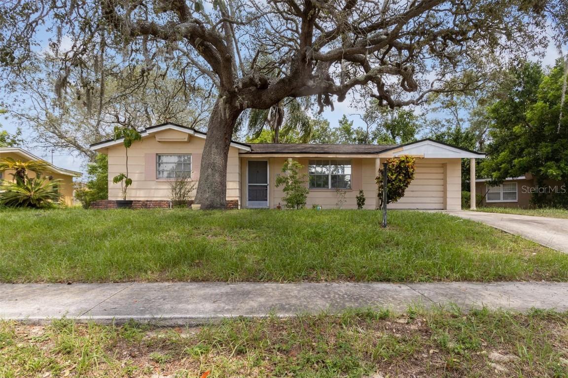 1630 Colmar Dr., Holiday, FL 34690