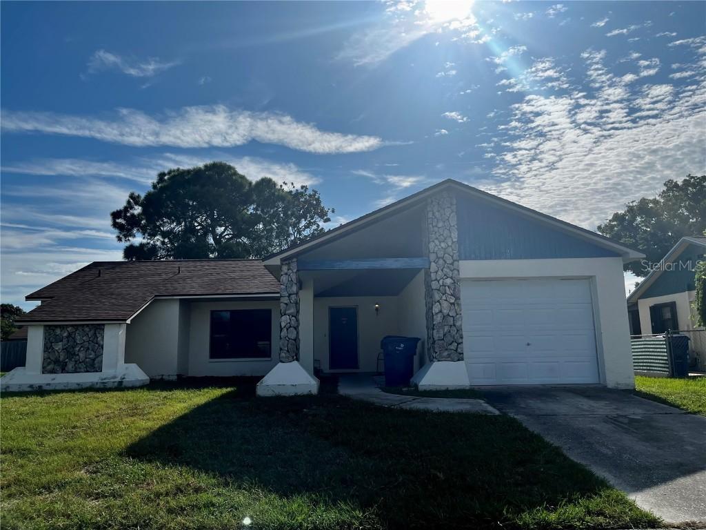 1202 Greenlea Dr Dr., Holiday, FL 34691