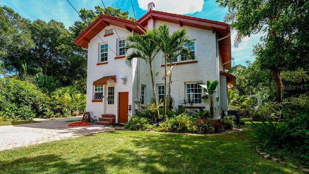 6245 12th Ave., Gulfport, FL 33707