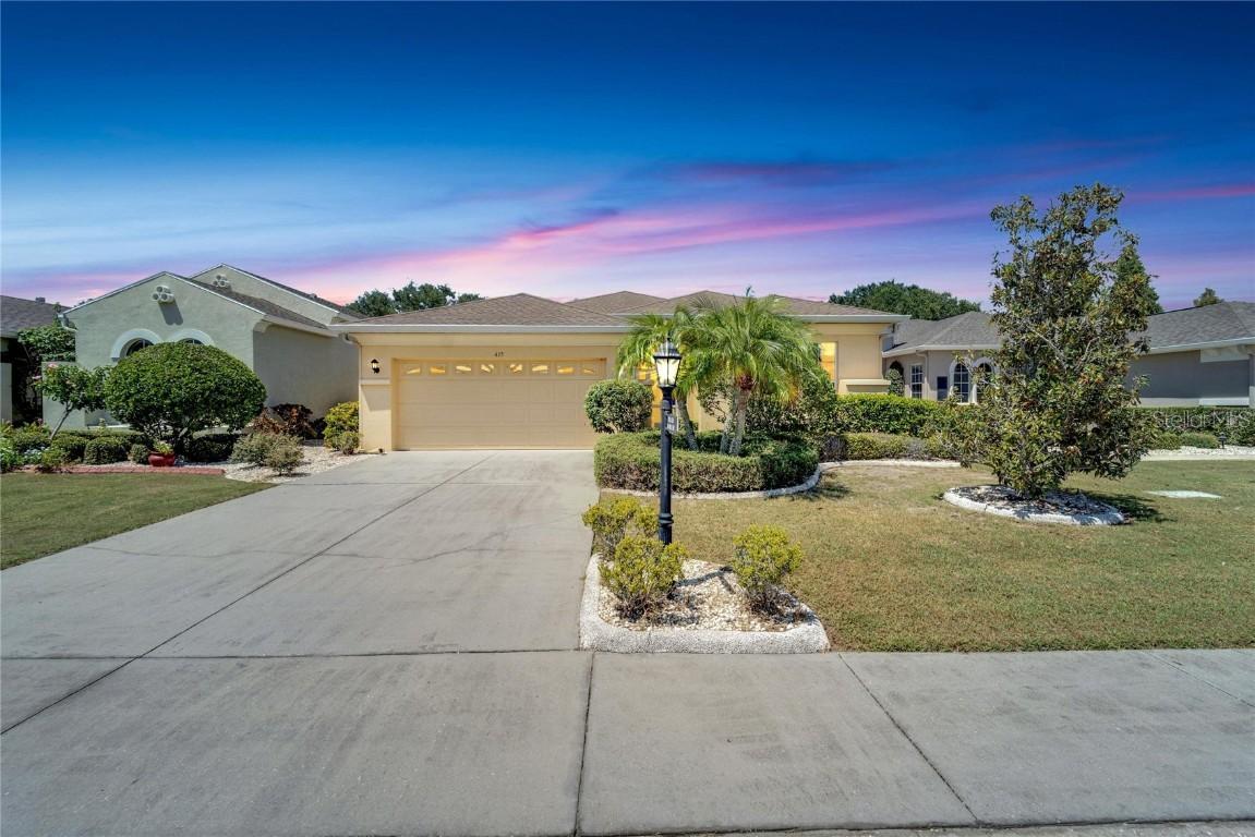 415 Noble Faire Dr., Sun City Center, FL 33573