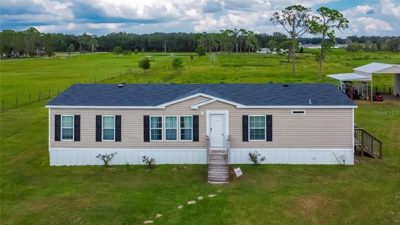 2317 Sands Rd., Lakeland, FL 33810