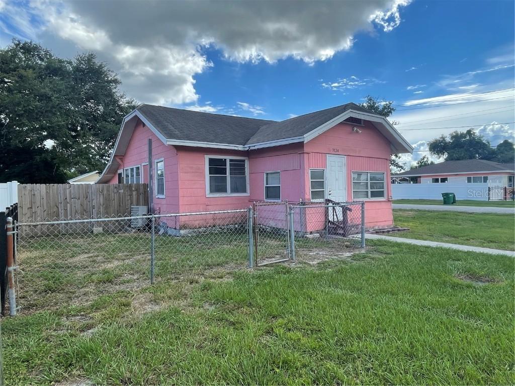 3124 W Ivy St., Tampa, FL 33607