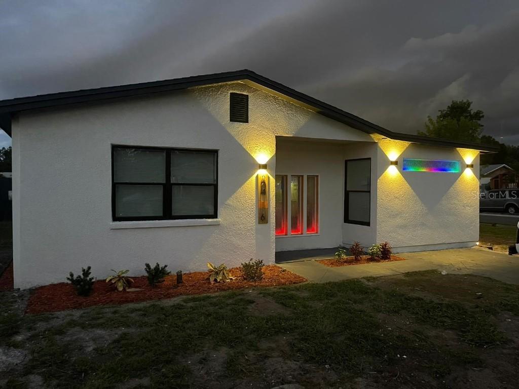 2416 Wishing Well Way, Tampa, FL 33619