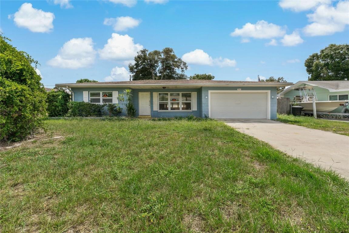 2440 68th Ave., St Petersburg, FL 33712