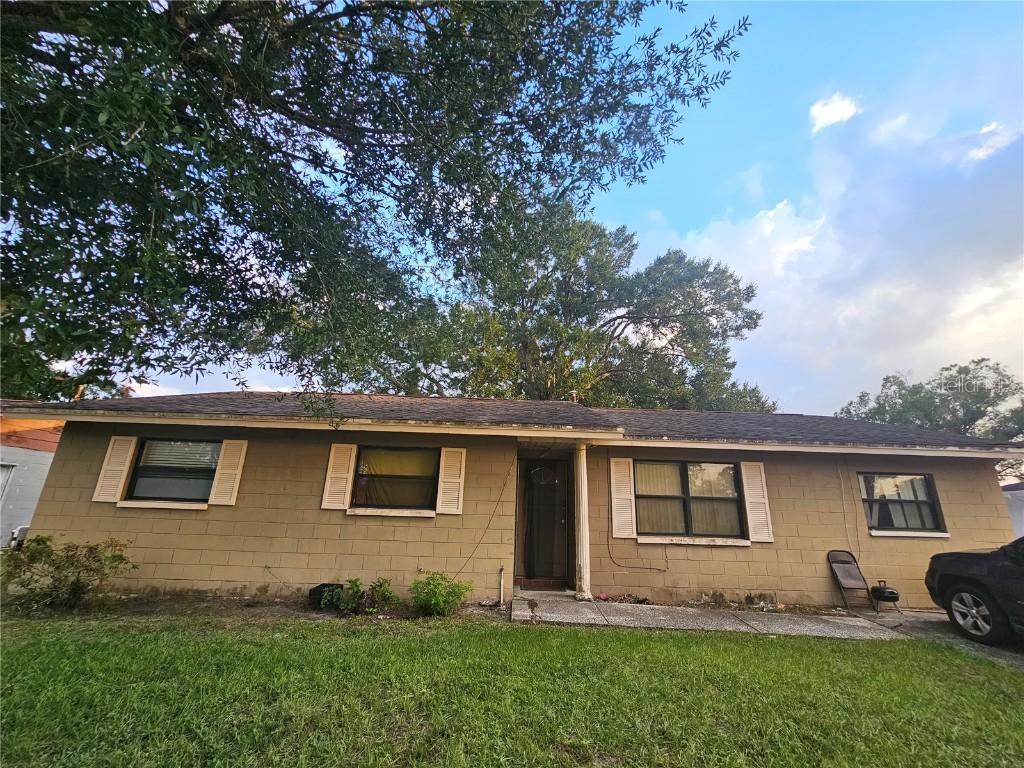 5609 Hughes Ct., Tampa, FL 33619