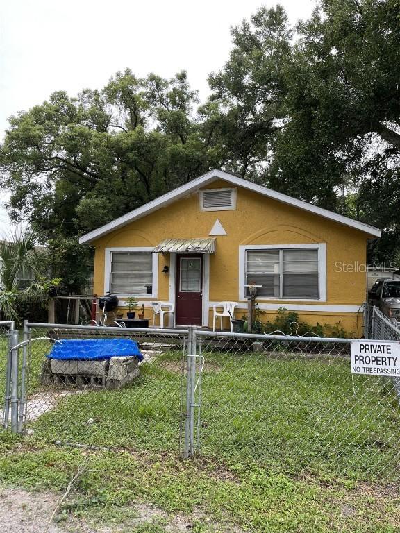 1709 E. Chelsea St., Tampa, FL 33610