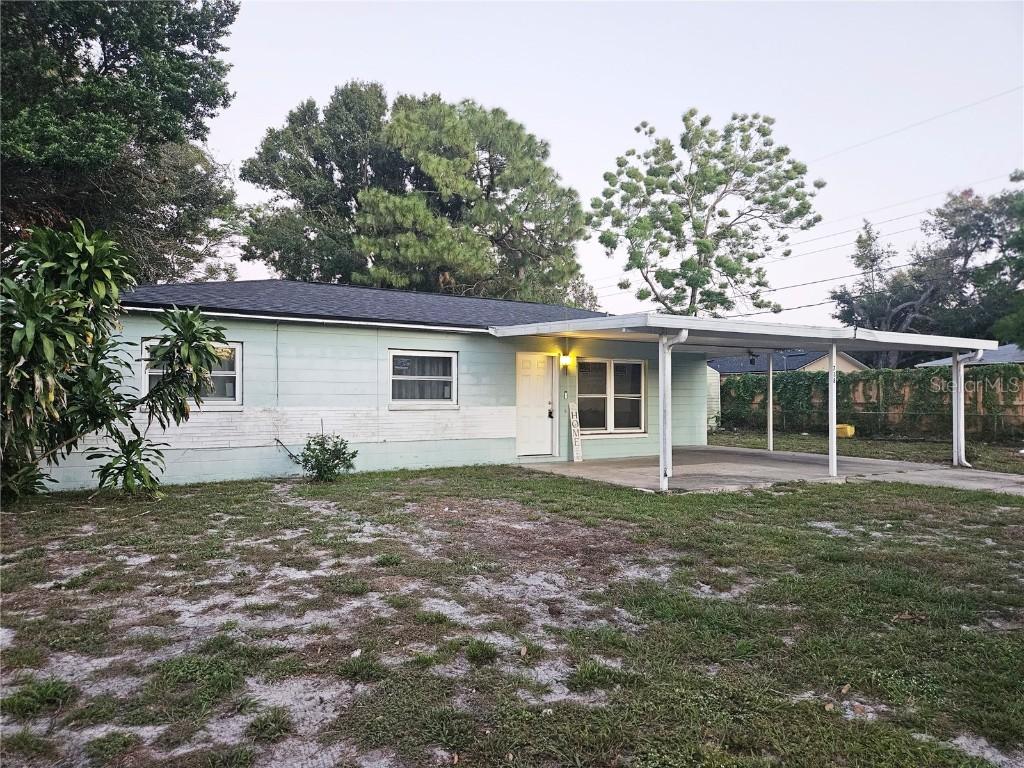 738 Venetian Ave., Lakeland, FL 33801