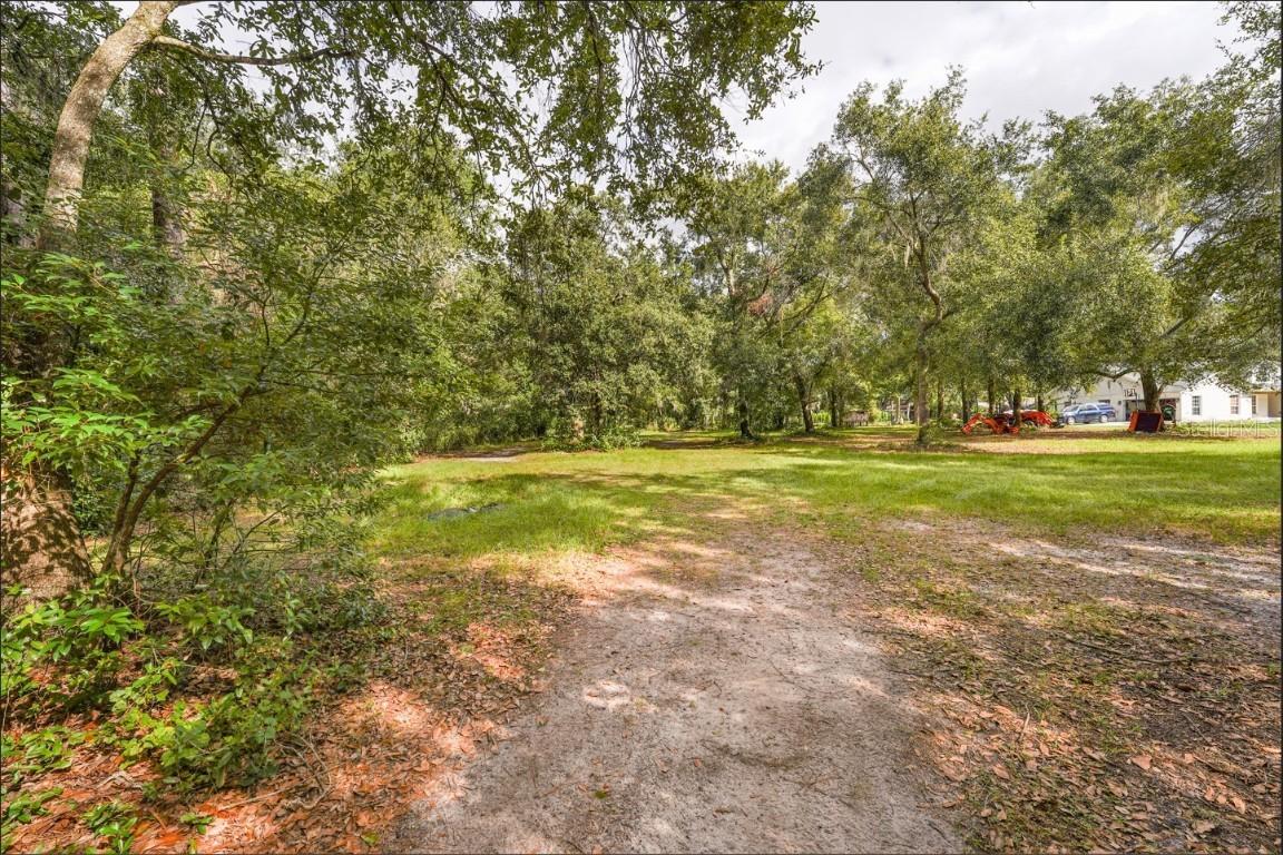 3015 Owls Nest Ln., Plant City, FL 33565