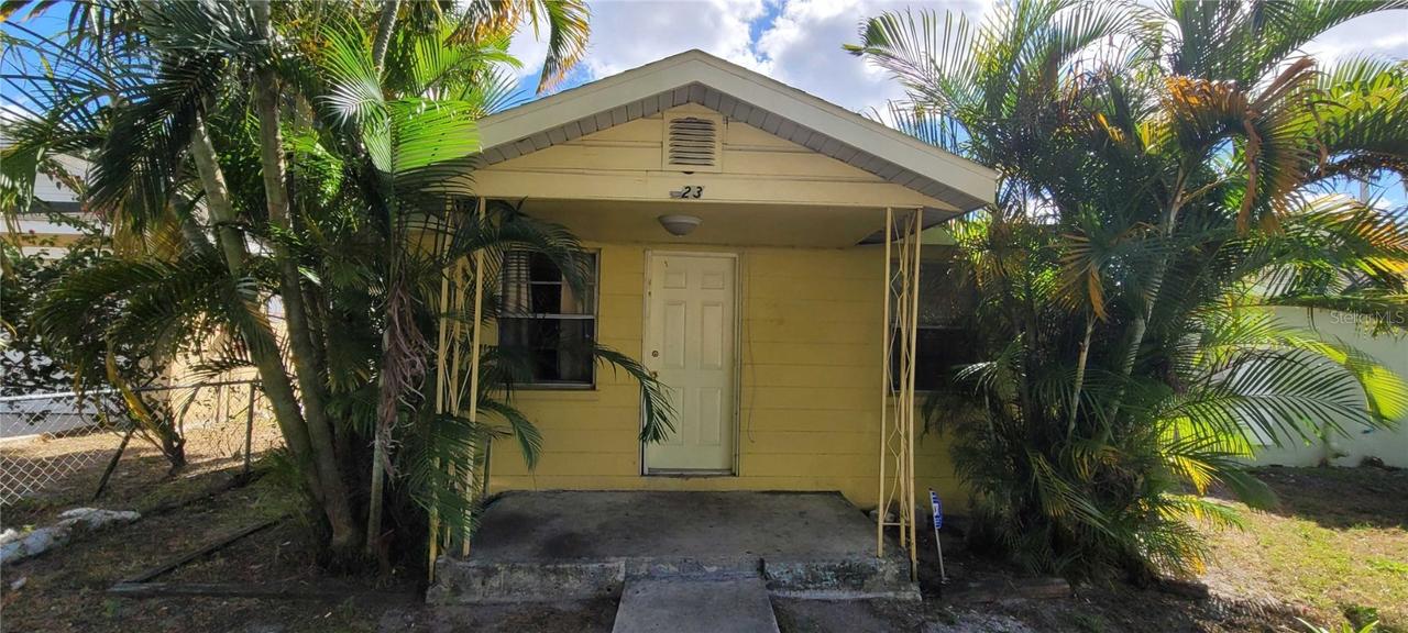 223 12th Ave., Bradenton, FL 34205