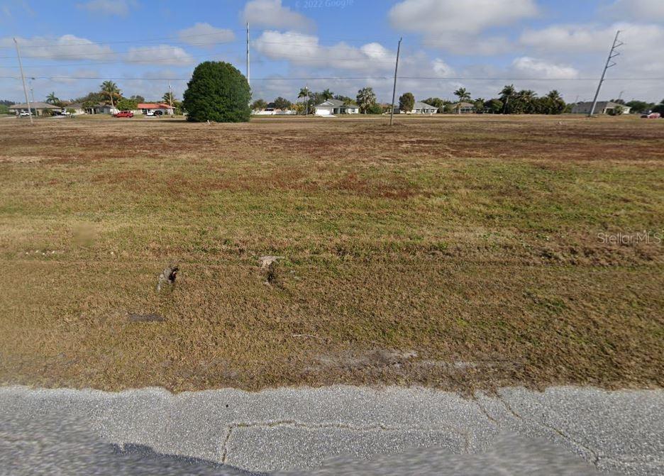 2221 NW 7th Ter., Cape Coral, FL 33993
