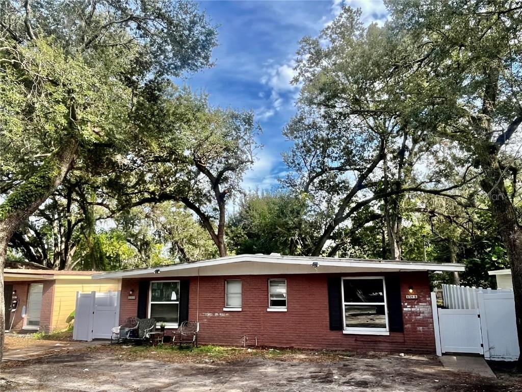 8729 N 48th St. #A & B, Tampa, FL 33617