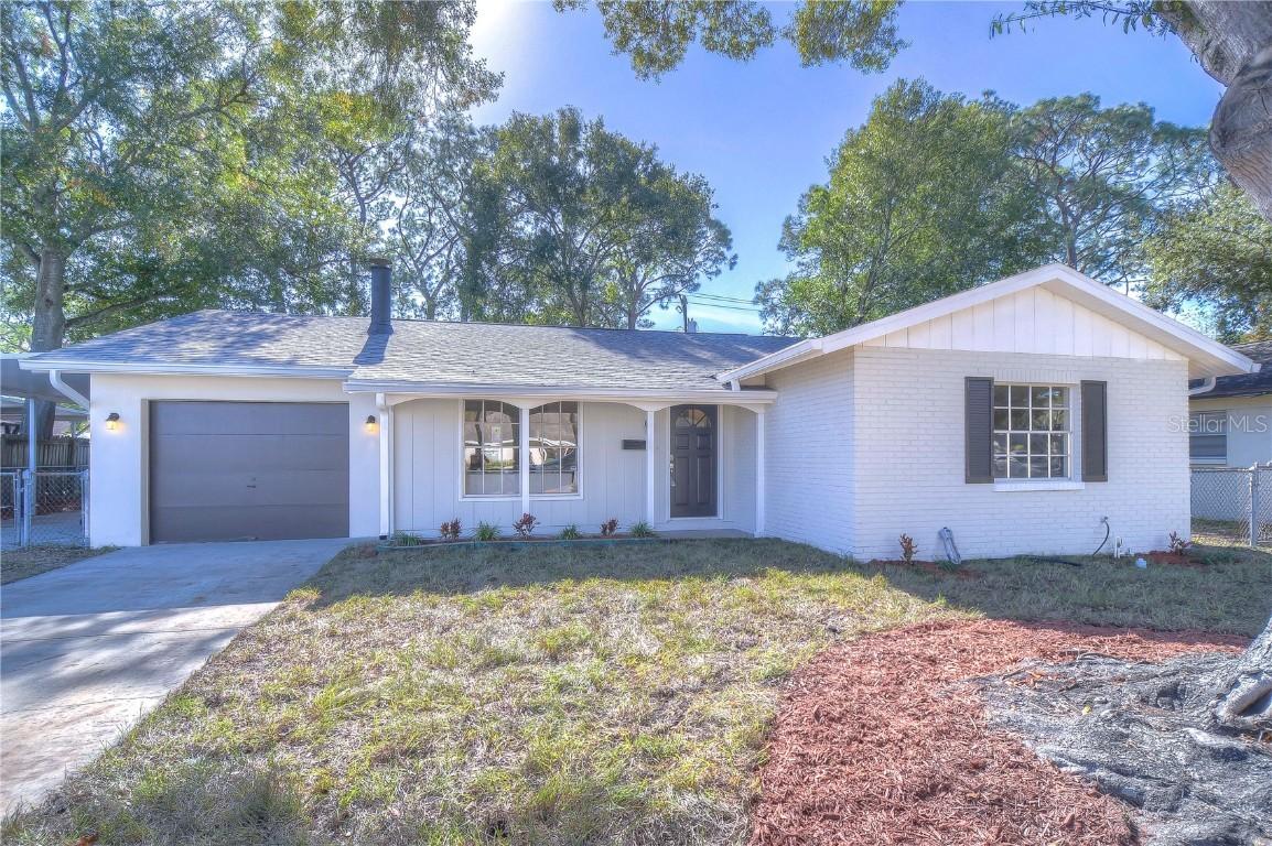 7716 W Pocahontas Ave., Tampa, FL 33615