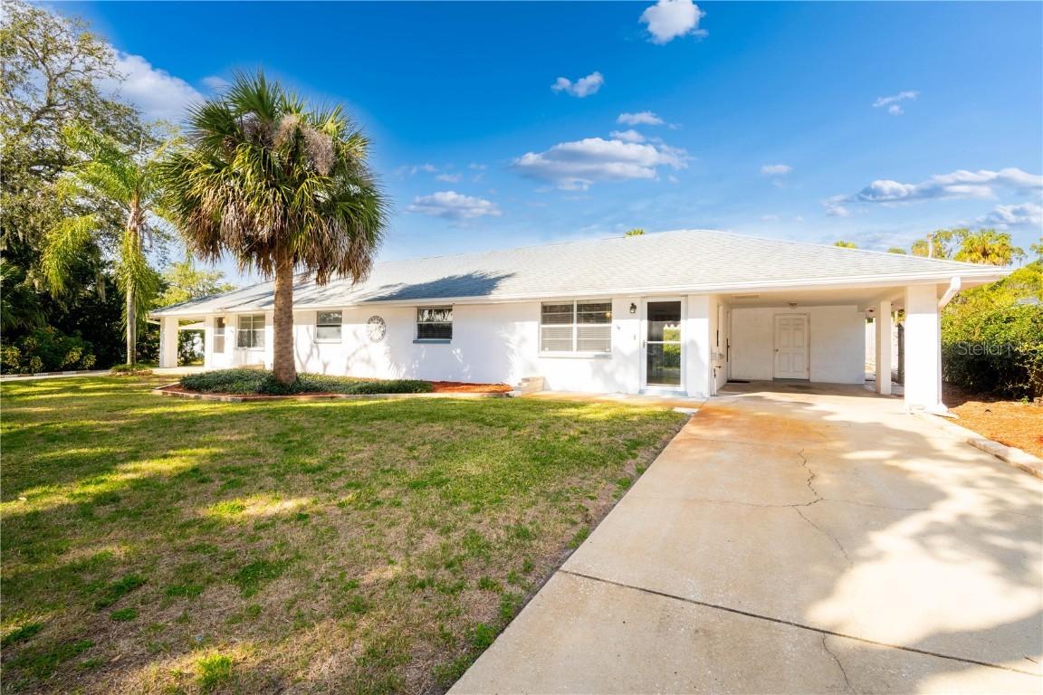 5525 Queens Ln., New Port Richey, FL 34652