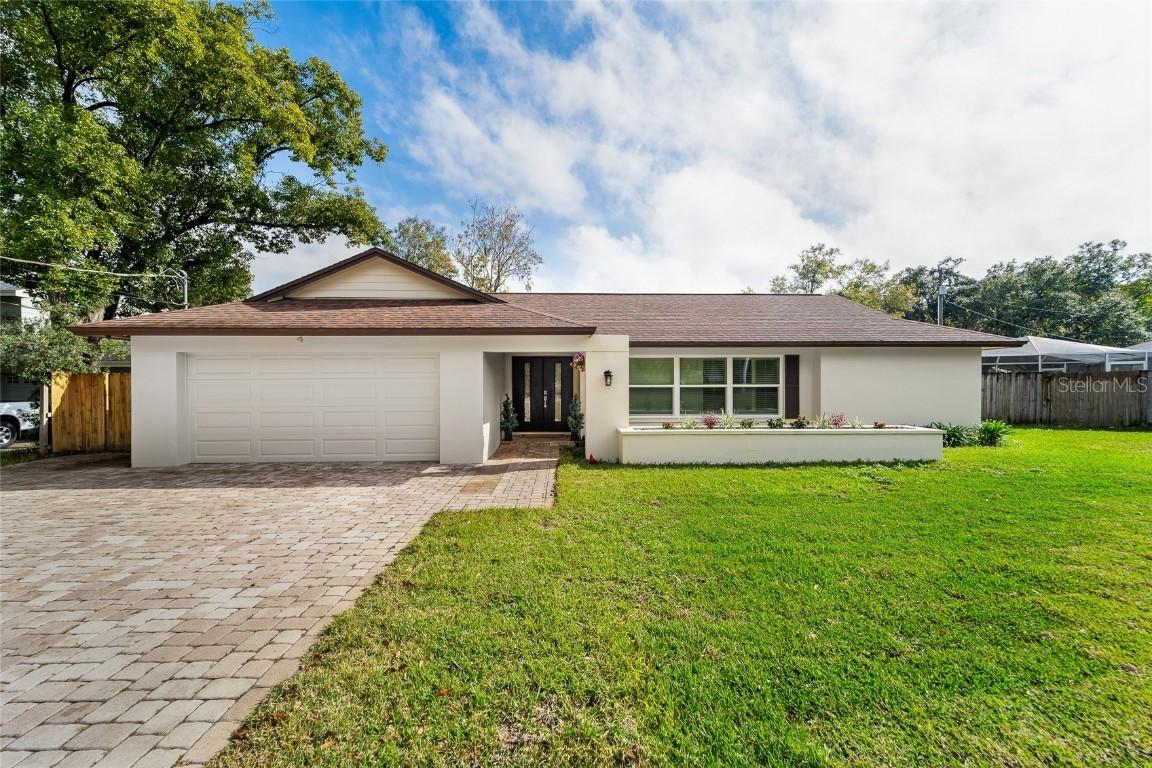 14003 Lake Magdalene Blvd., Tampa, FL 33618