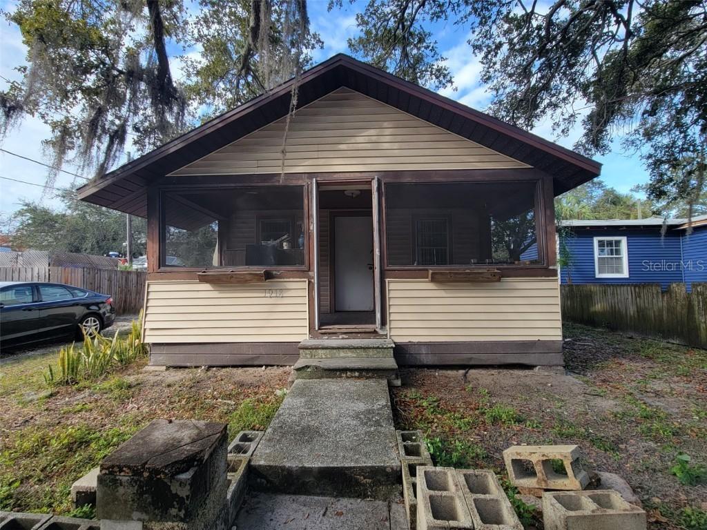 1918 Overbrook Ave., Clearwater, FL 33755