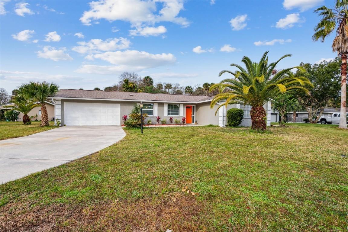 59 Courtney Pl., Palm Coast, FL 32137