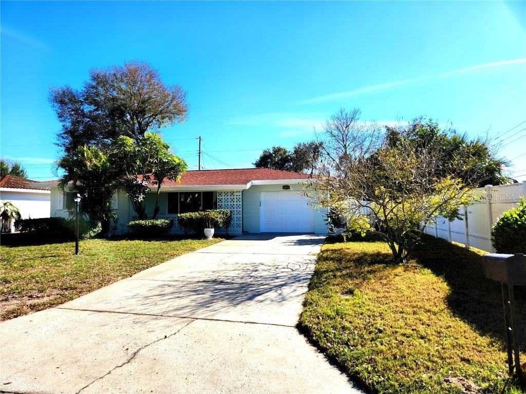 7098 41st Ter., St Petersburg, FL 33709