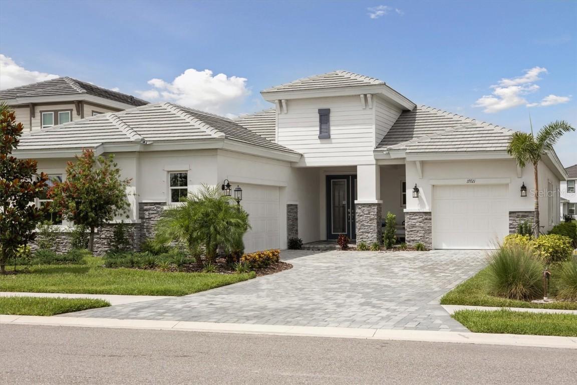 17721 Roost Pl., Lakewood Ranch, FL 34211