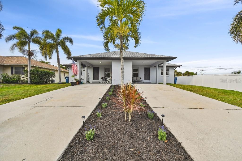 8615 44th Avenue Dr., Bradenton, FL 34210