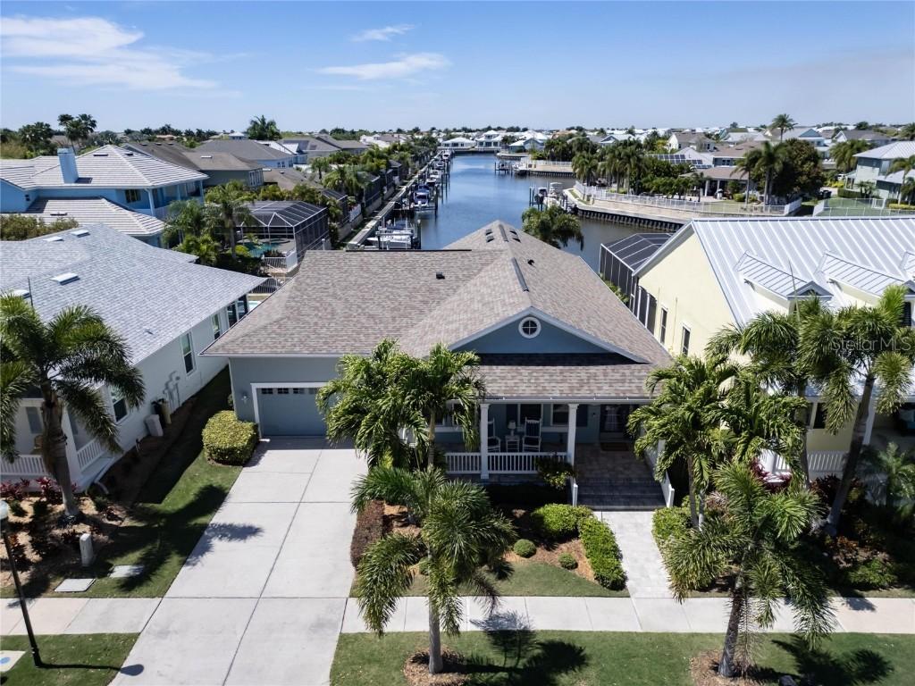 406 Islebay Dr., Apollo Beach, FL 33572