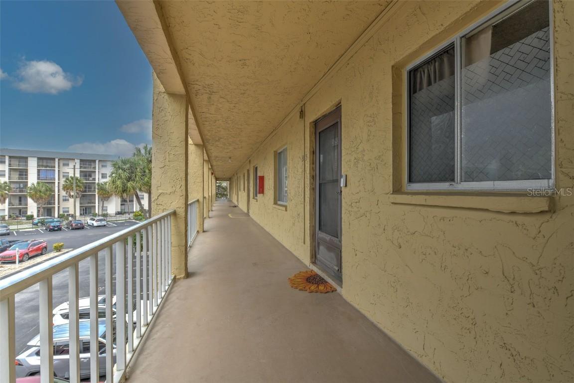 3753 Lake Bayshore Dr. #H305, Bradenton, FL 34205