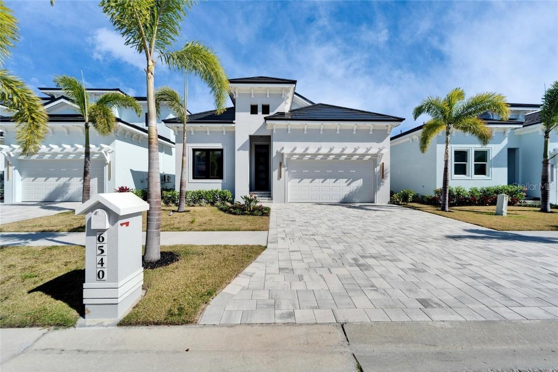6540 Simone Shores Cir., Apollo Beach, FL 33572