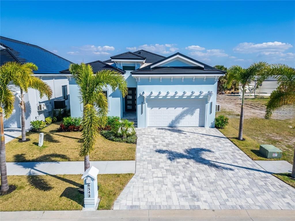 6542 Simone Shores Cir., Apollo Beach, FL 33572