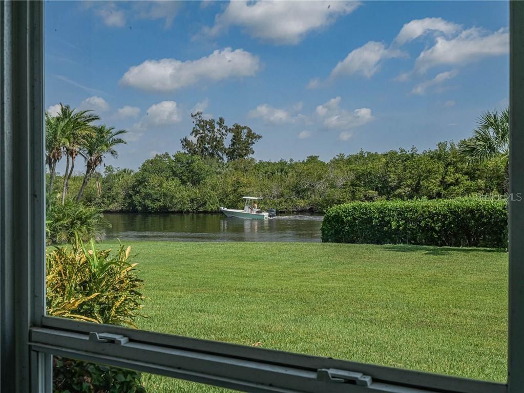 2800 Indian River Blvd. #L-2, Vero Beach, FL 32960
