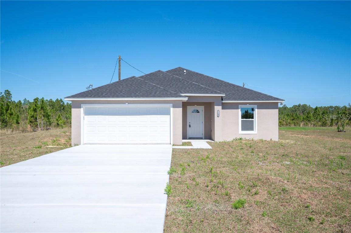 2700 Laguna Dr., Indian Lake Estates, FL 33855