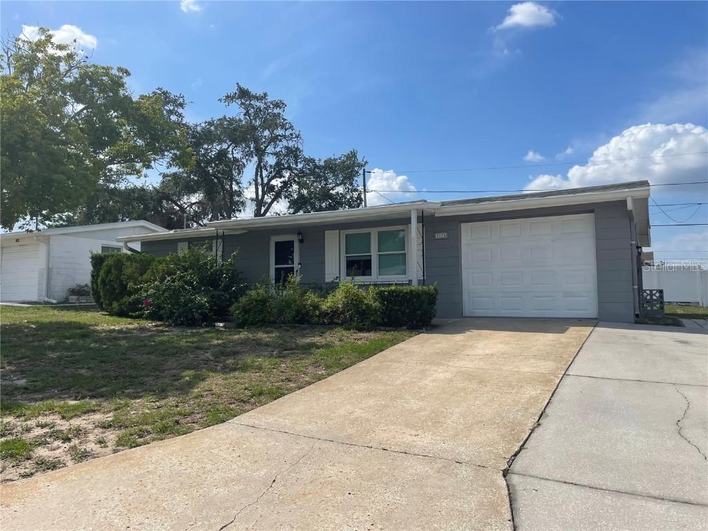 5025 Genesis Ave., Holiday, FL 34690