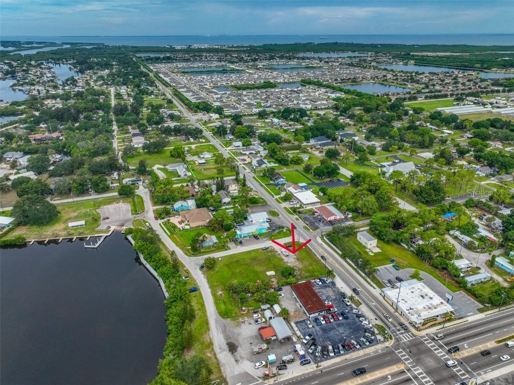 203 1st St., Ruskin, FL 33570