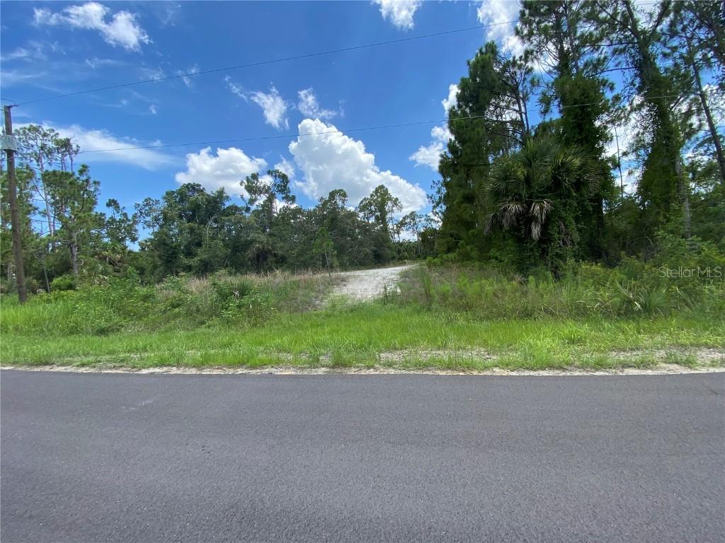 Hampshire Cir., North Port, FL 34288