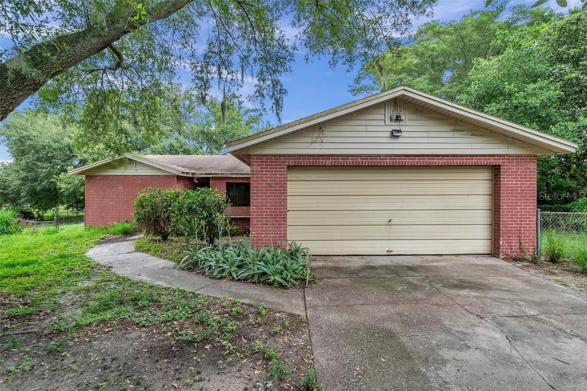 3604 Grove Terrace Dr., Lakeland, FL 33813